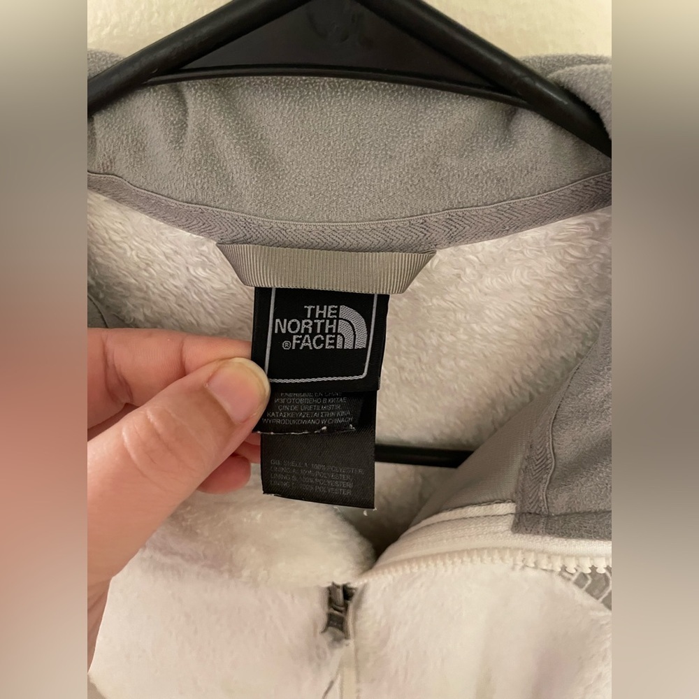 ✨Women’s The North Face White Jacket Size XS - Picture 4 of 10